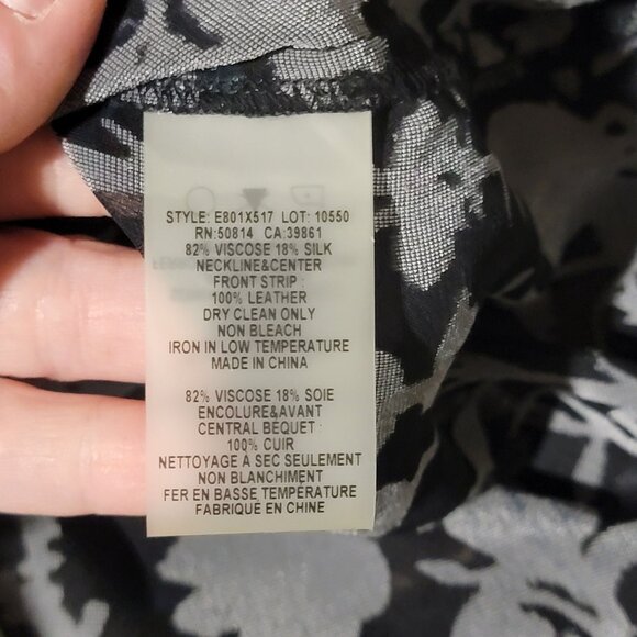 Tahari Peasant Top Womens Medium Burnout Velvet Floral Bell Flare-Sleeve Sheer - Picture 8 of 12